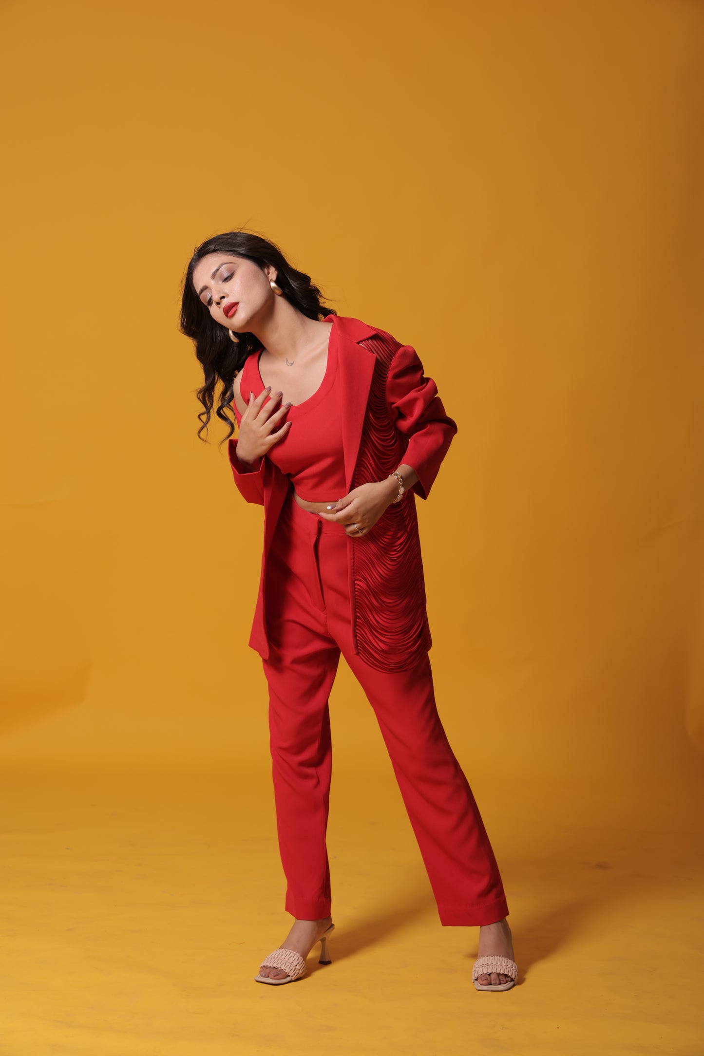 SCARLET ALLURE
